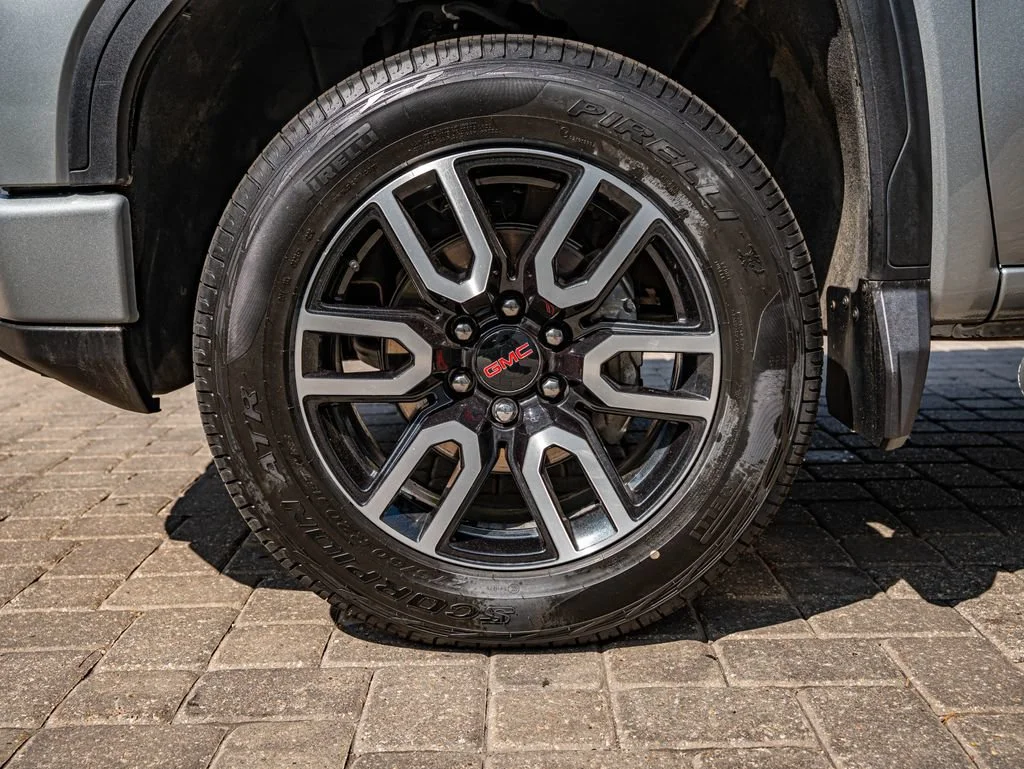Used 2024 Sterling Metallic GMC AT4 image 13