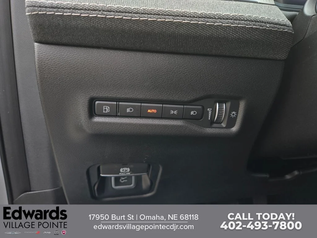 New 2026 Silver Jeep Laredo image 12