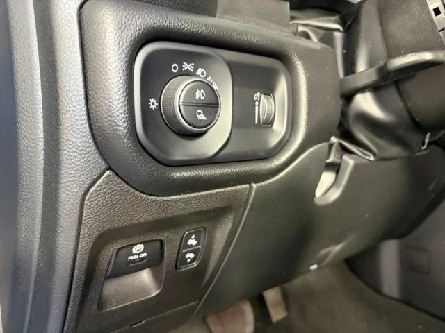 Used 2022 Blue Ram Big Horn/Lone Star image 22