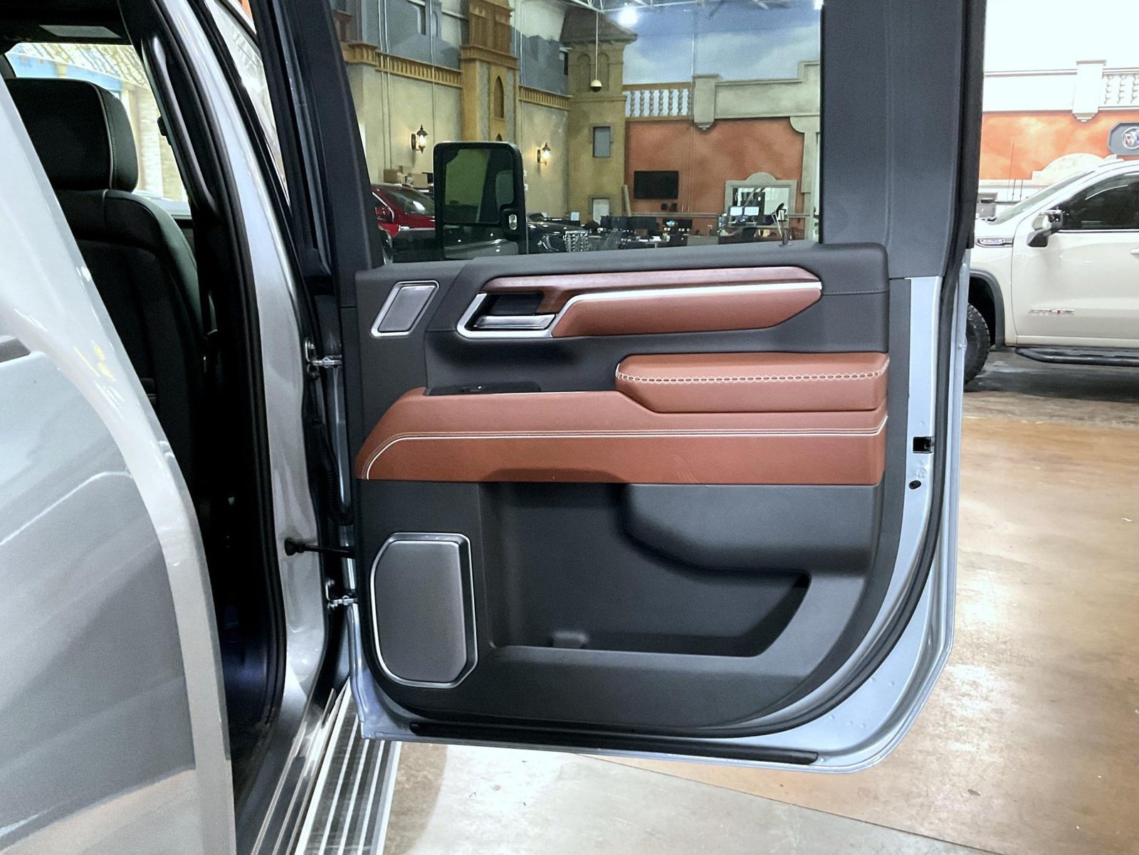 2026 GMC Sierra 2500HD Denali Ultimate - Photo 17