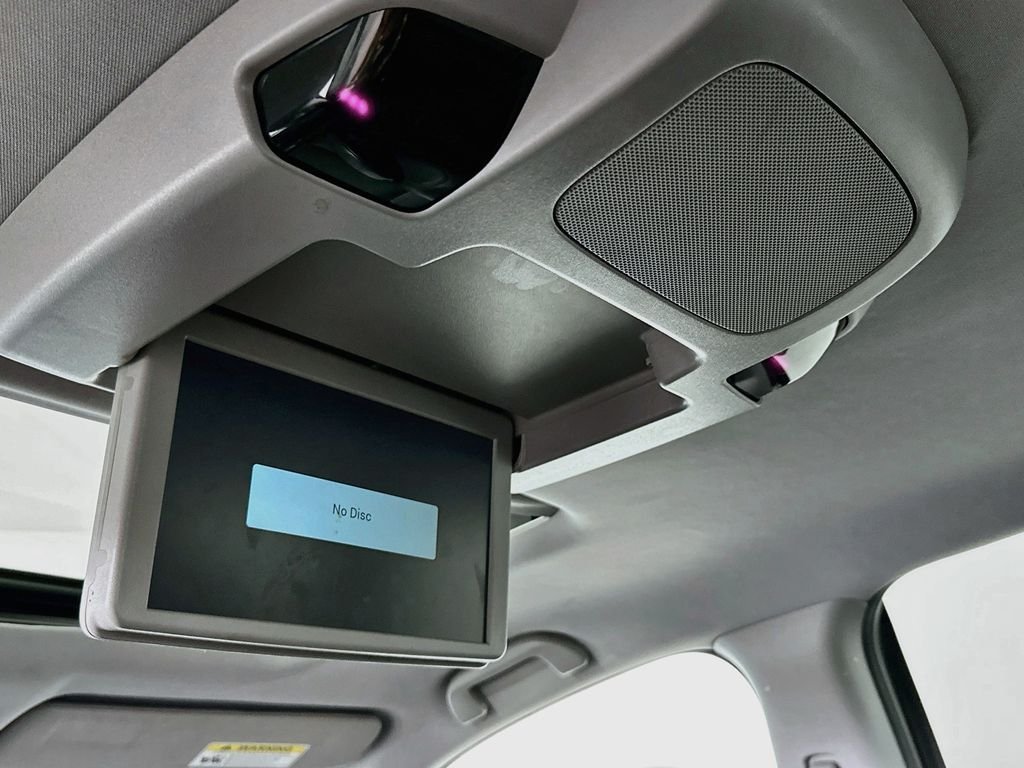 Used 2021 Crystal Black Pearl Honda Touring image 27