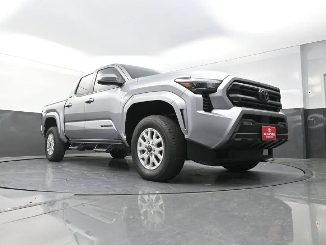 Used 2026 Silver Toyota SR5 image 31