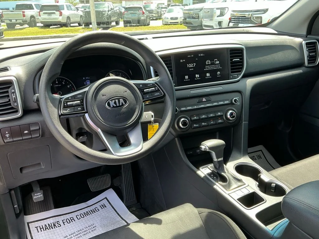 Used 2022 Red Kia LX image 34