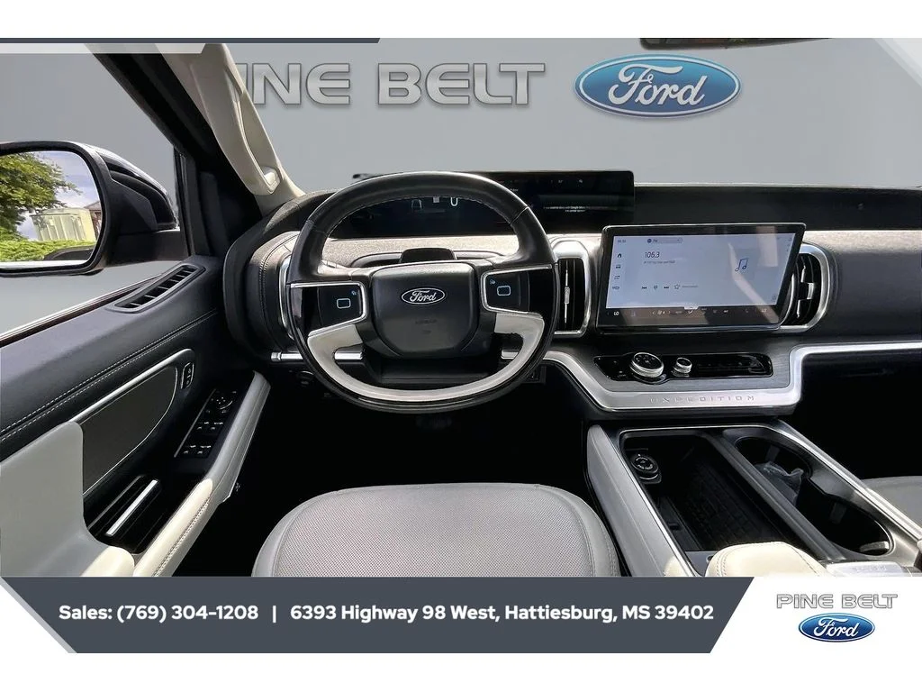Used 2025 Agate Black Metallic Ford Platinum image 5