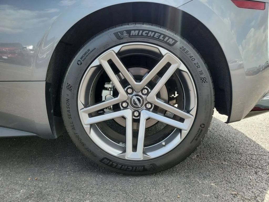 Used 2025 Gray Nissan Sport Manual Transmission image 29