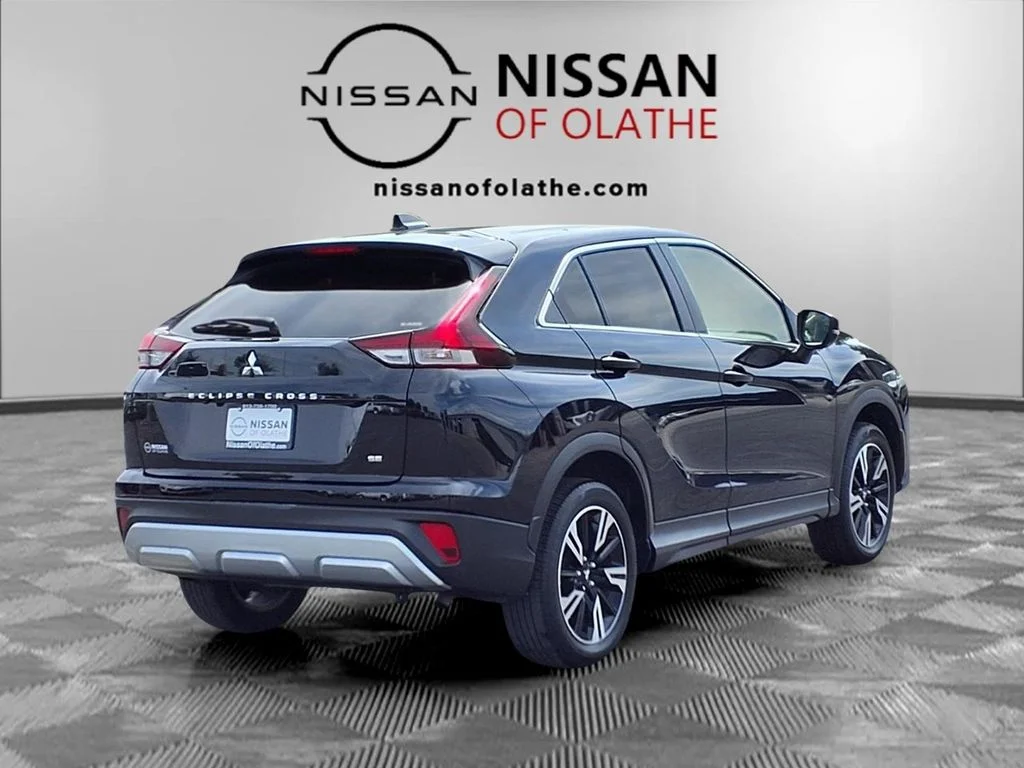 Used 2024 Black Mitsubishi  image 26
