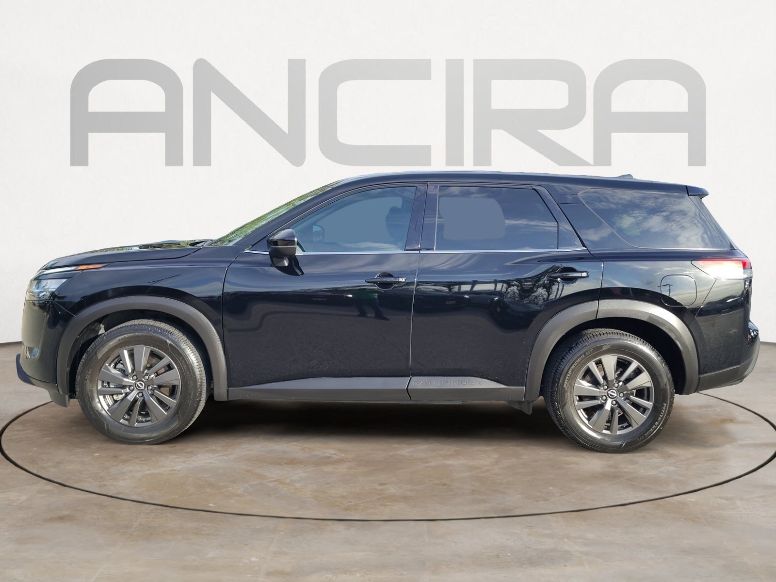 Used 2022 Super Black Nissan S image 7
