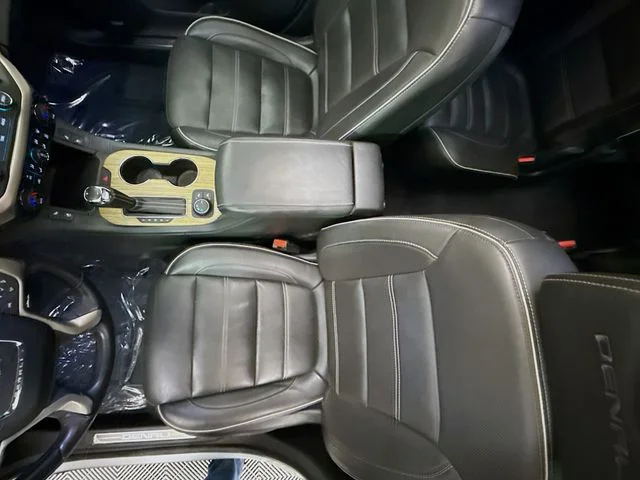 Certified Used 2019 Quicksilver Metallic GMC Denali image 23