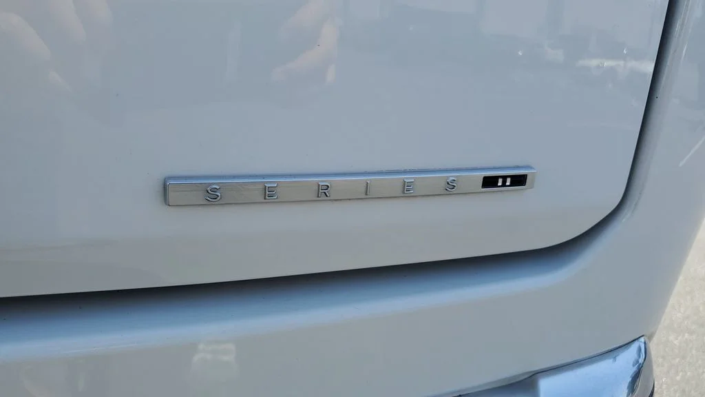 Used 2024 White Jeep Series II image 9