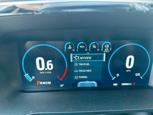 Used 2023 White Ford Lariat image 18