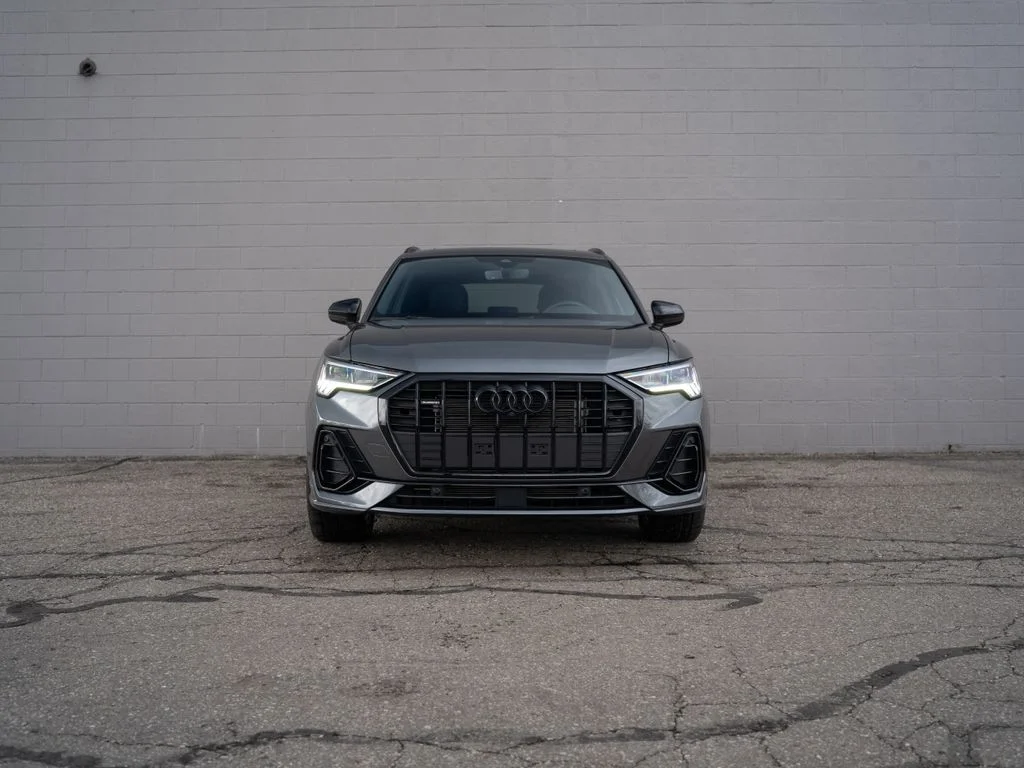 Used 2025 Gray Audi Premium Plus image 10