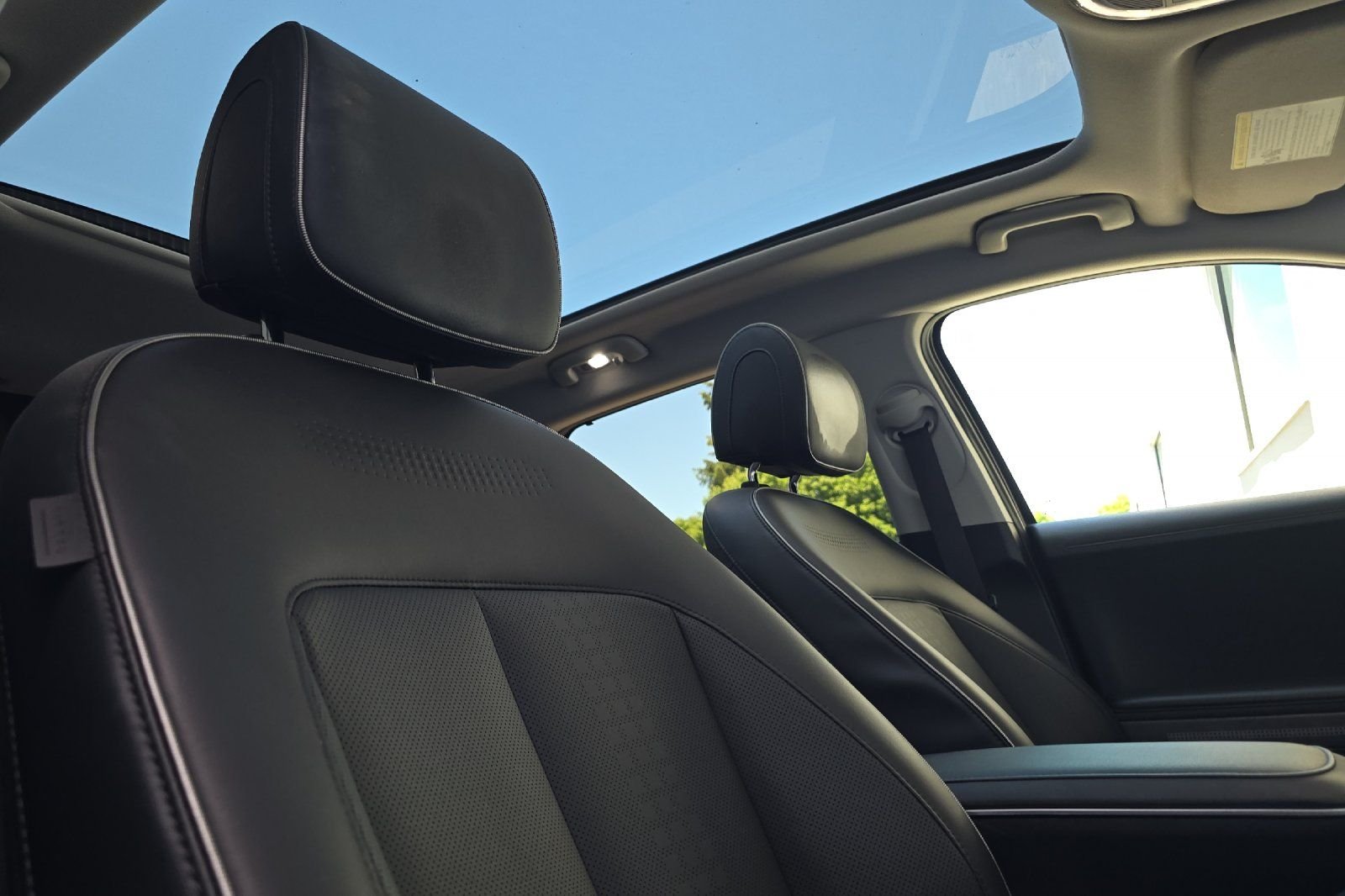 Used 2024 Blue Hyundai Limited image 19