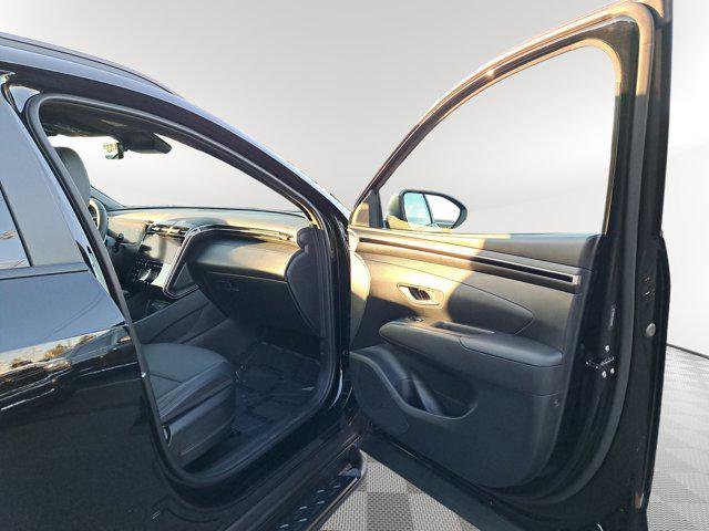 New 2024 Phantom Black Hyundai XRT image 16
