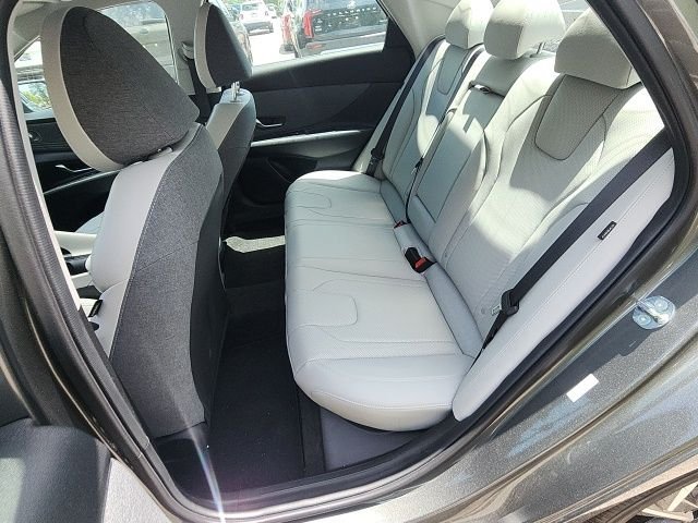 Used 2025 Gray Hyundai Limited image 18