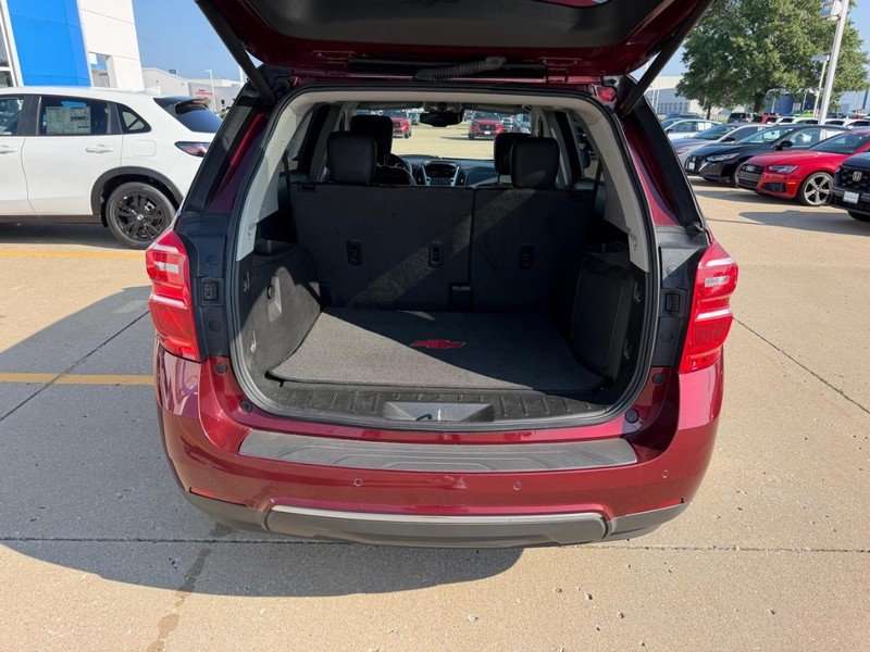 Used 2017 Siren Red Tintcoat Chevrolet Premier image 4
