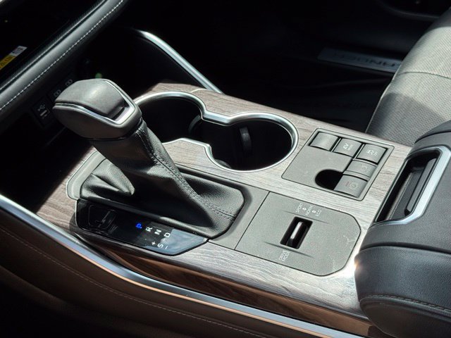 Used 2023 Cypress Toyota Hybrid Limited image 36