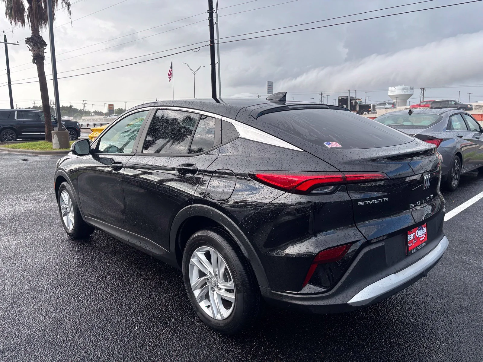 Used 2024 Black Buick Preferred image 4