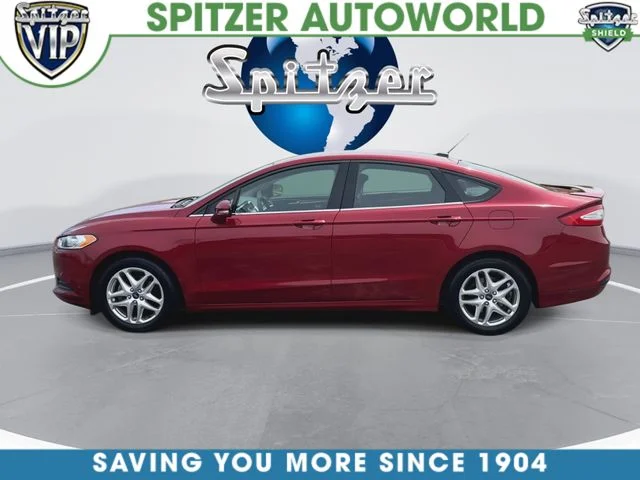 Used 2013 Red Ford SE image 6