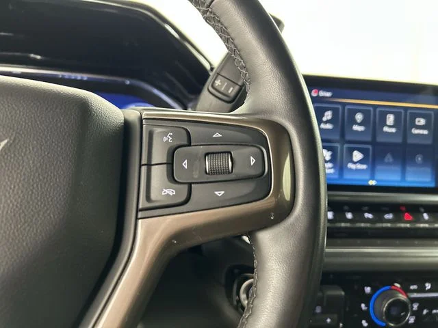 Used 2024 Black Chevrolet High Country image 13