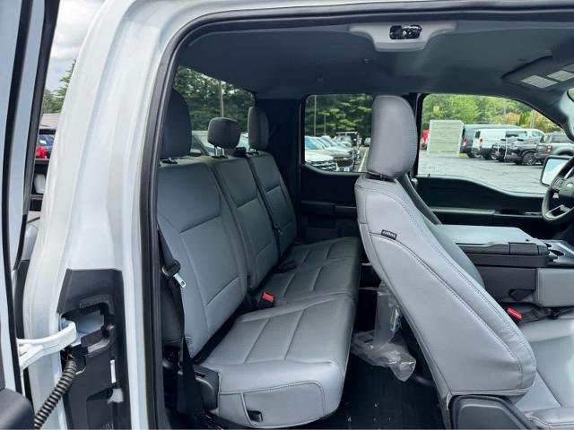 New 2026 Oxford White Ford XL image 12