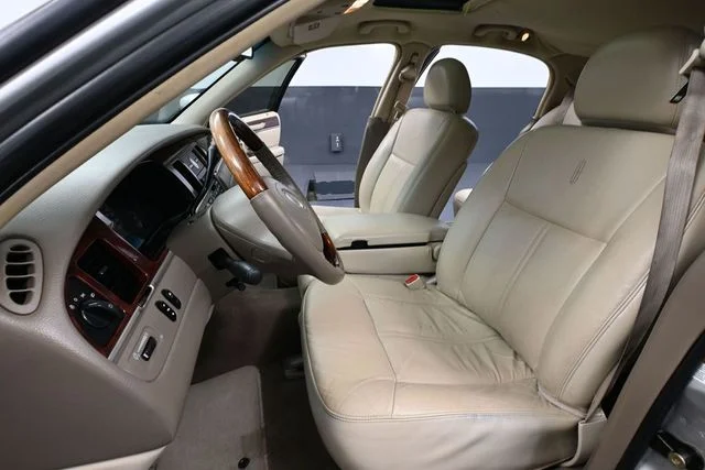 2004 Lincoln Town Car Ultimate - Photo 20
