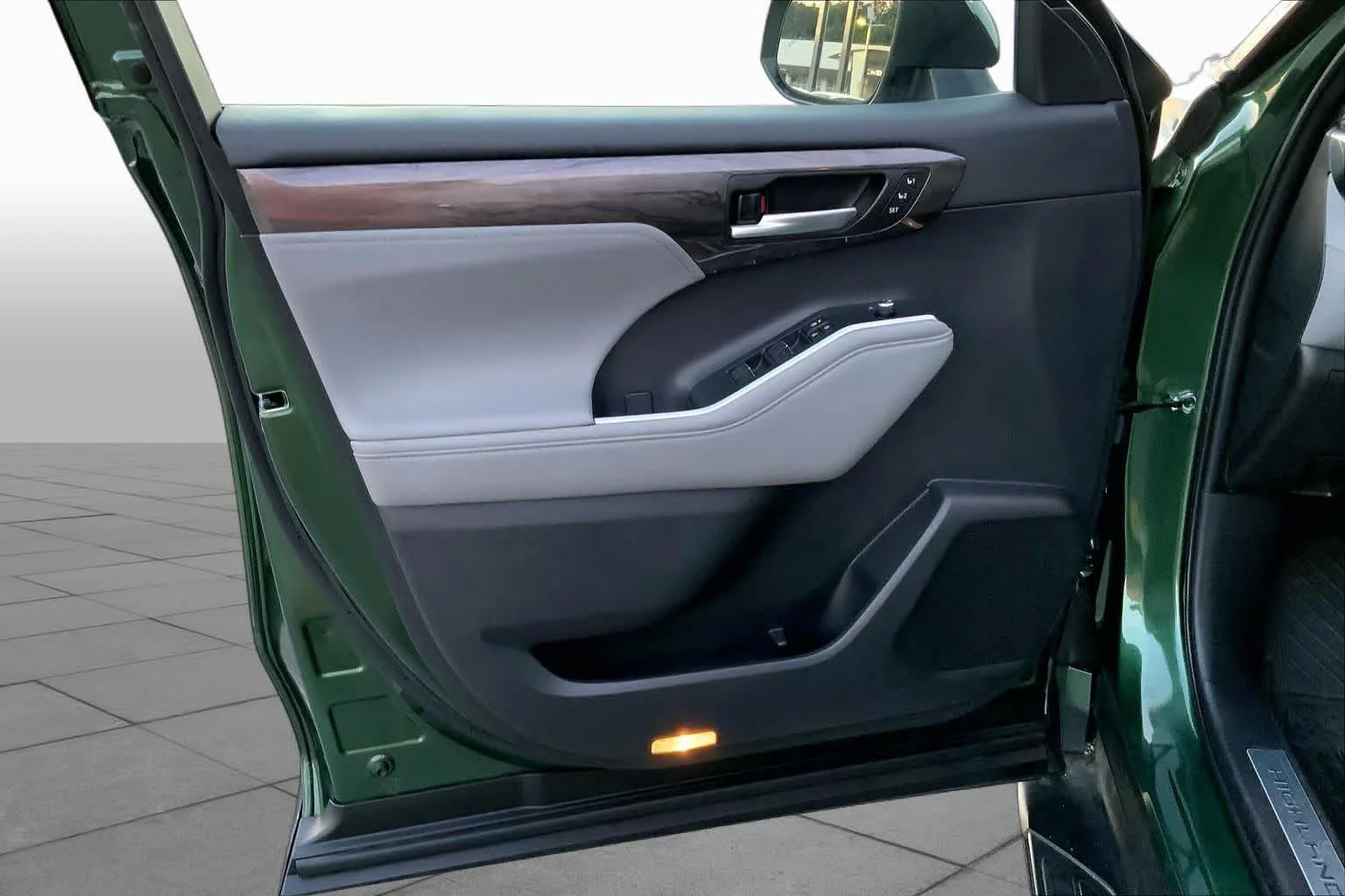 Used 2023 Cypress Toyota Limited image 21