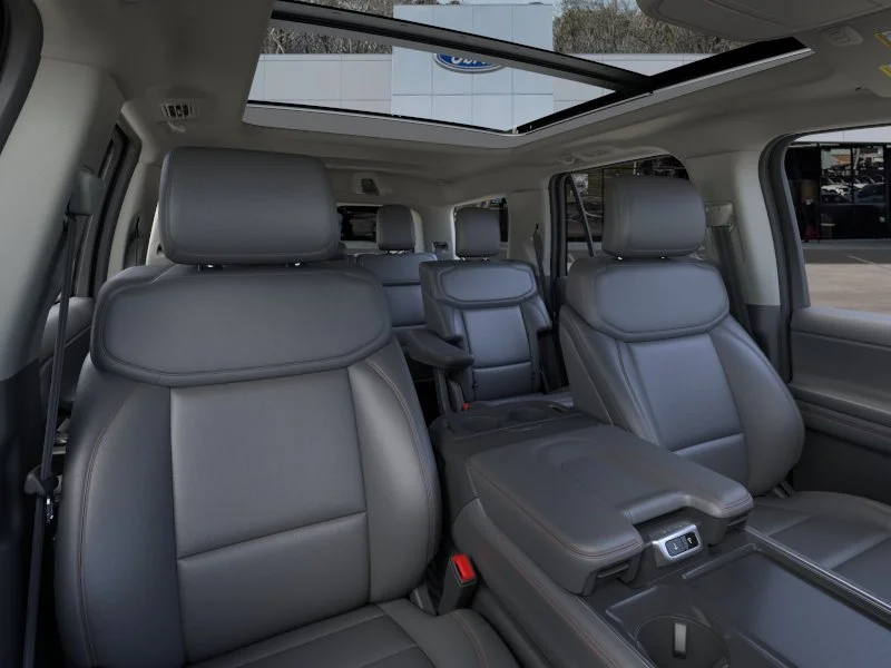 2025 Ford Expedition Active - Photo 10