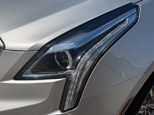 Used 2019 Radiant Silver Metallic Cadillac Luxury image 12