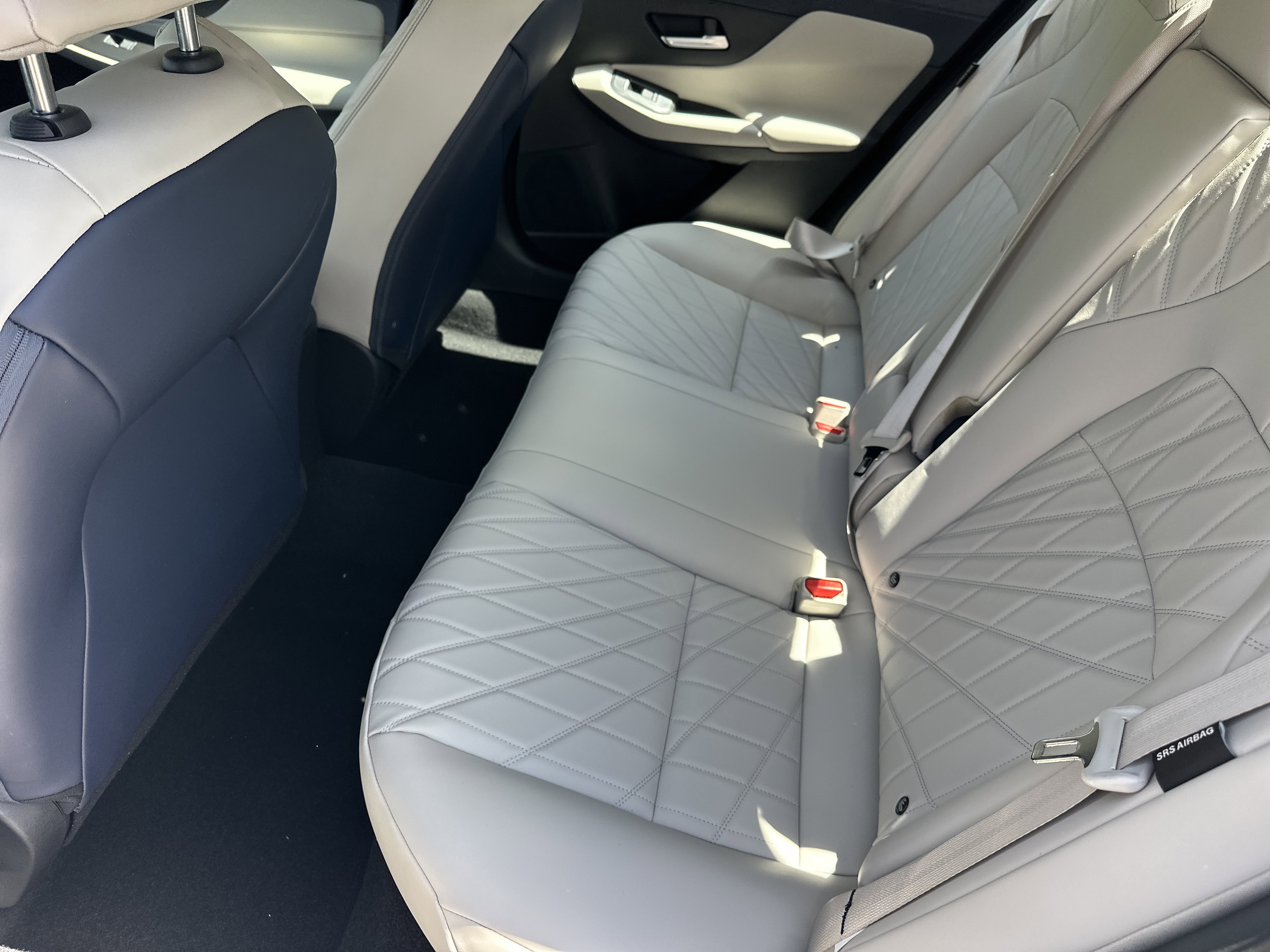 New 2026 Aspen White Tricoat Nissan SL image 21