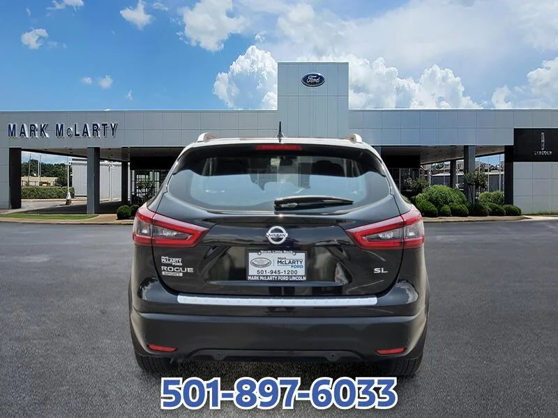 Used 2020 Magnetic Black Pearl NISSAN FWD SL image 4