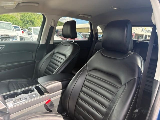 Used 2024 Blue Ford SEL image 19