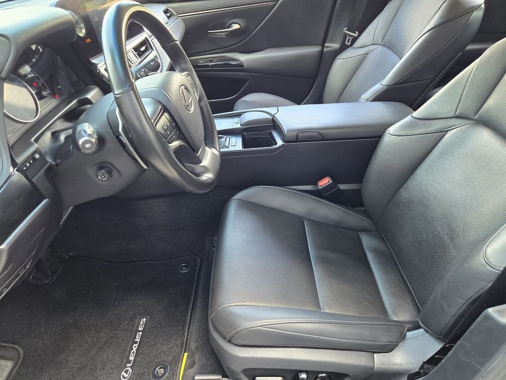 Used 2022 Silver Lexus 350 image 8