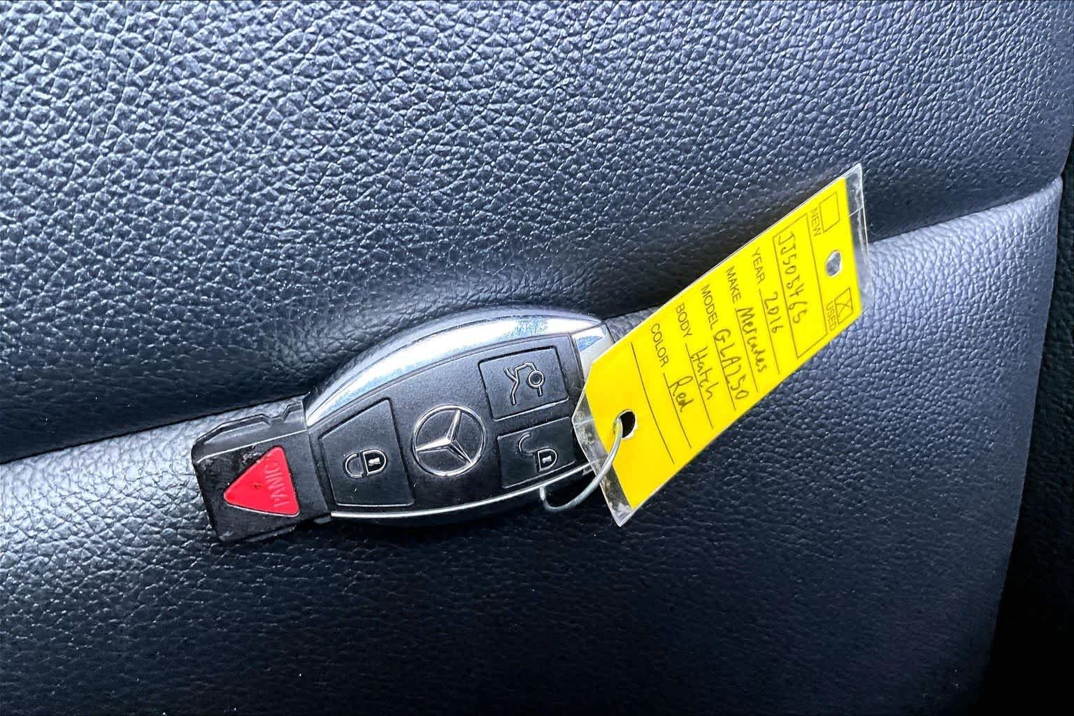 Used 2018 Jupiter Red Mercedes-Benz GLA 250 image 15