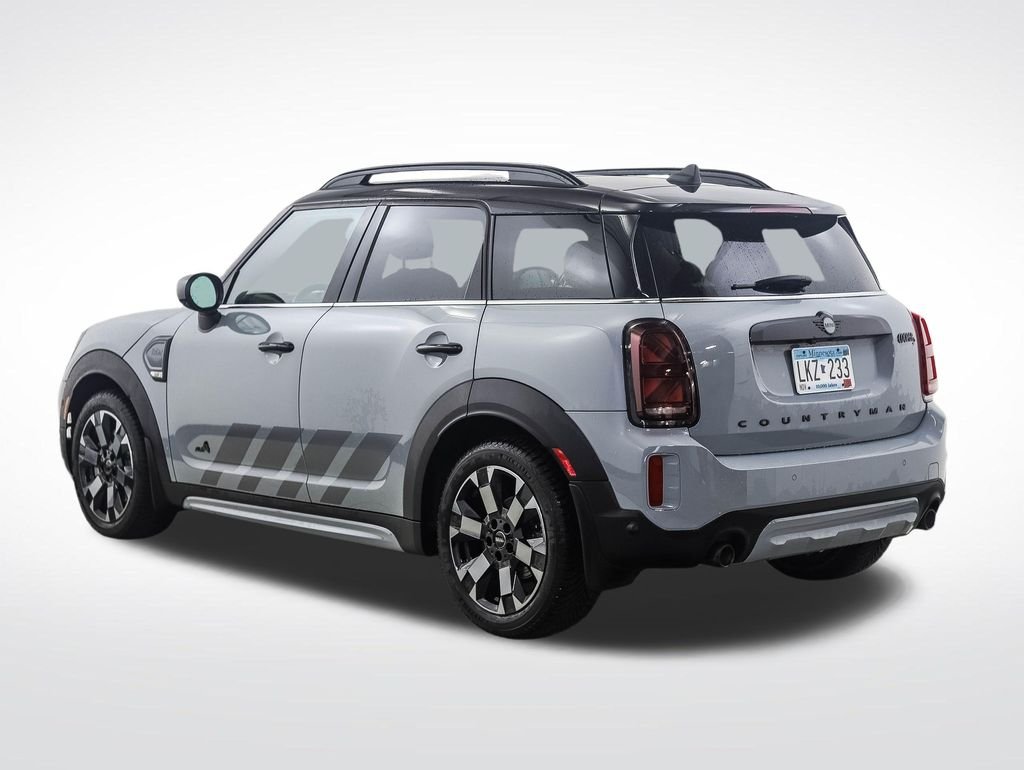 Used 2024 Grey MINI Iconic image 3