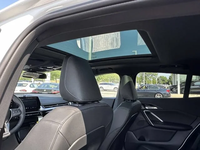 New 2027 White BMW xDrive28i image 11