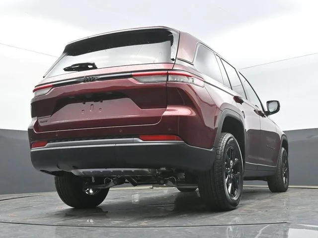 New 2026 Velvet Red Pearlcoat Jeep Altitude image 47