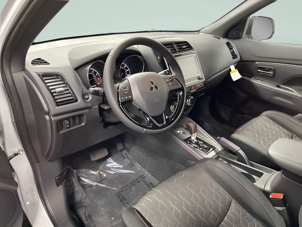 New 2026 White Diamond Mitsubishi  image 20
