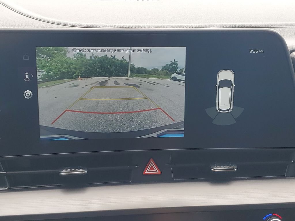2024 Kia Sportage EX - Photo 17
