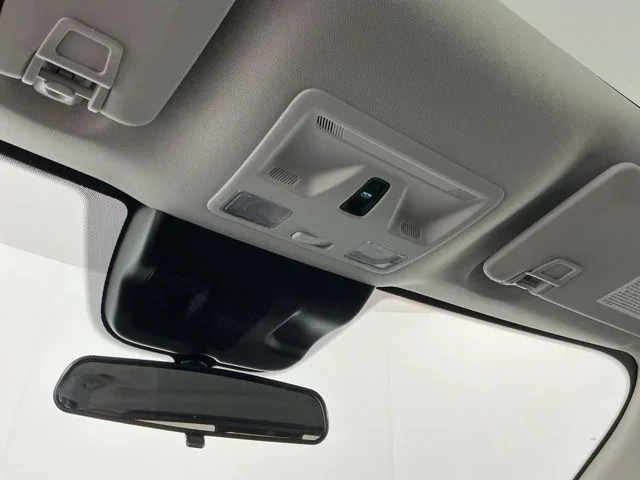 Used 2026 White Ford Lariat image 25