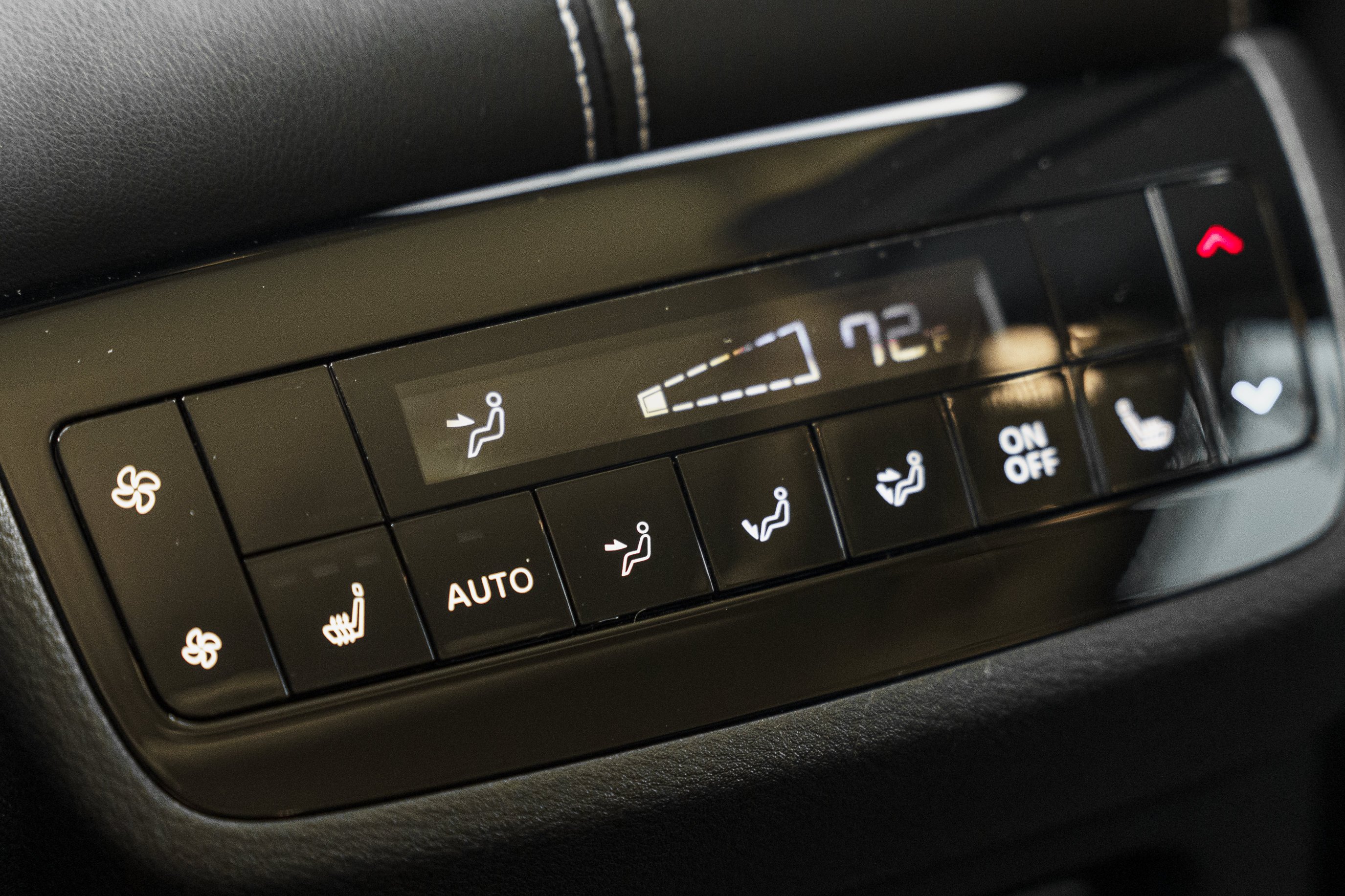 Used 2024 Mineral Black INFINITI SENSORY image 27