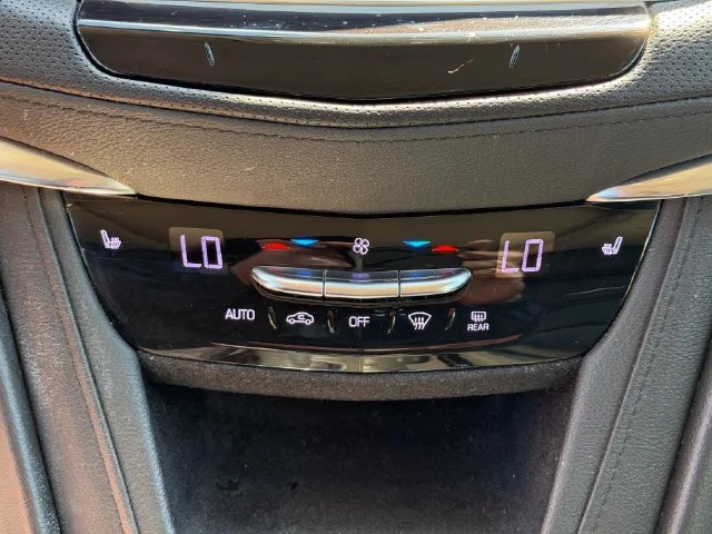 Used 2019 Radiant Silver Metallic Cadillac Luxury image 26