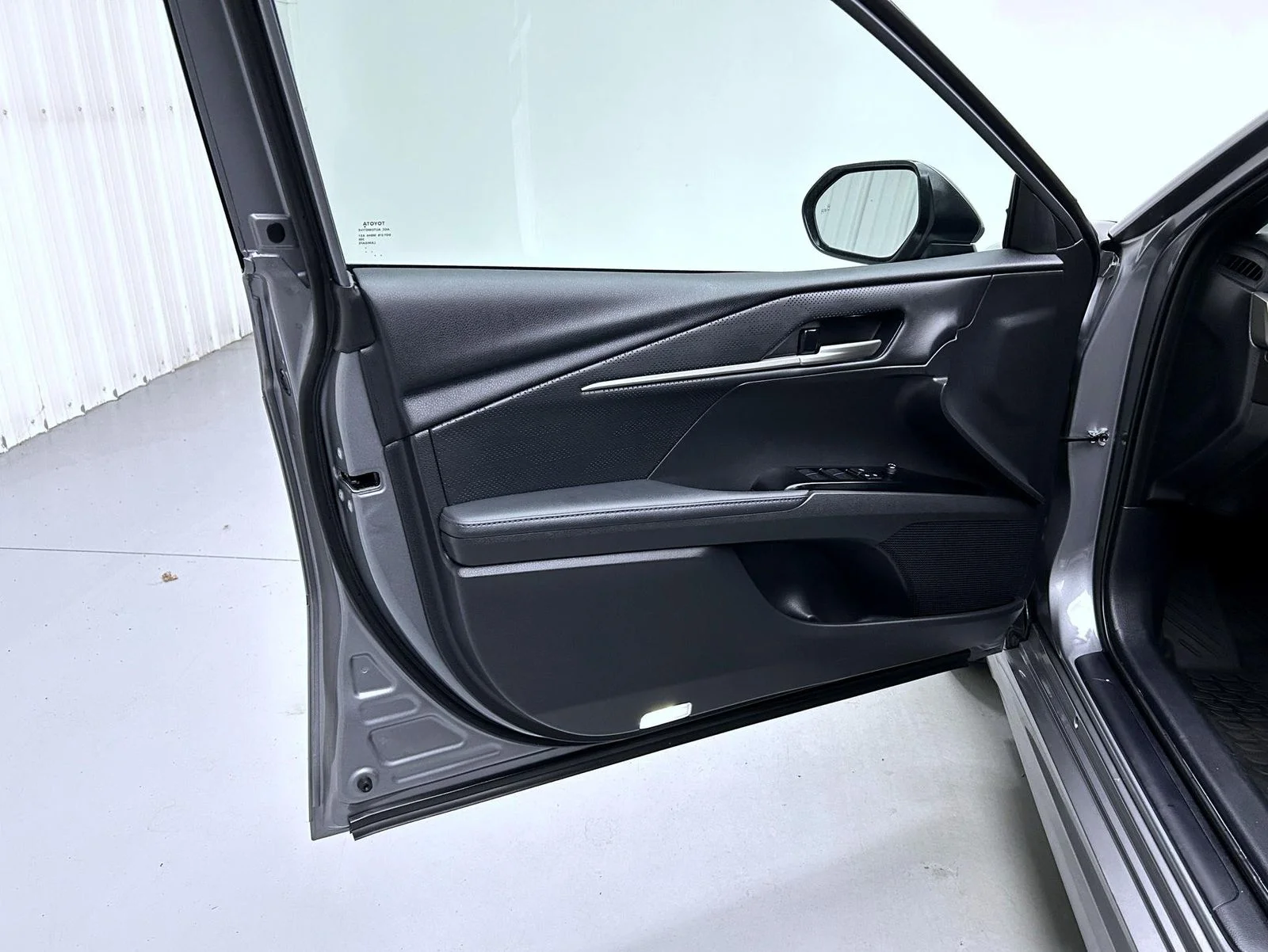 Used 2025 Gray Toyota XSE image 9