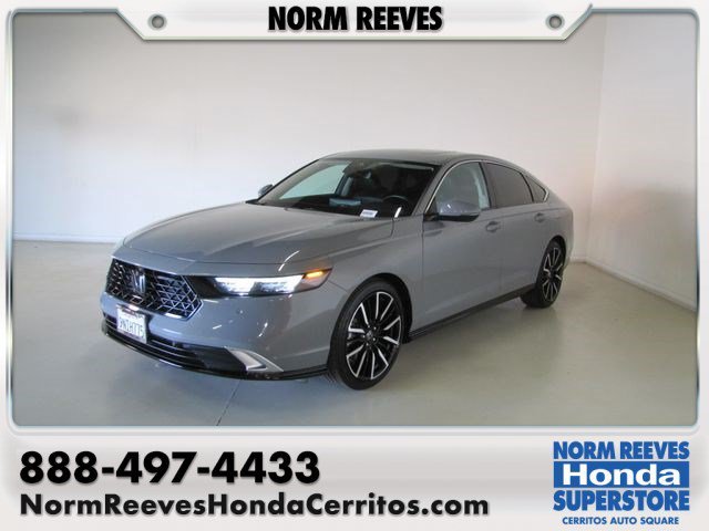 Certified Used 2024 Urban Gray Pearl Honda Touring image 32