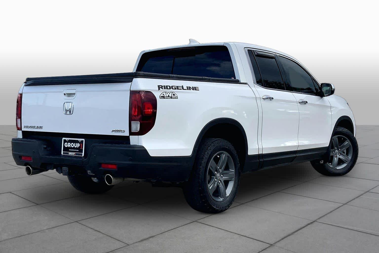 Used 2023 Platinum White Pearl Honda RTL-E image 13