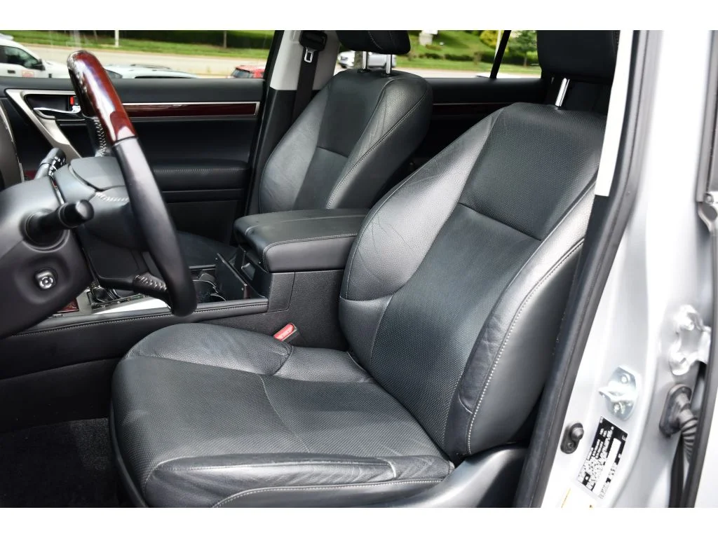 Used 2019 Silver Lining Metallic Lexus Premium image 14
