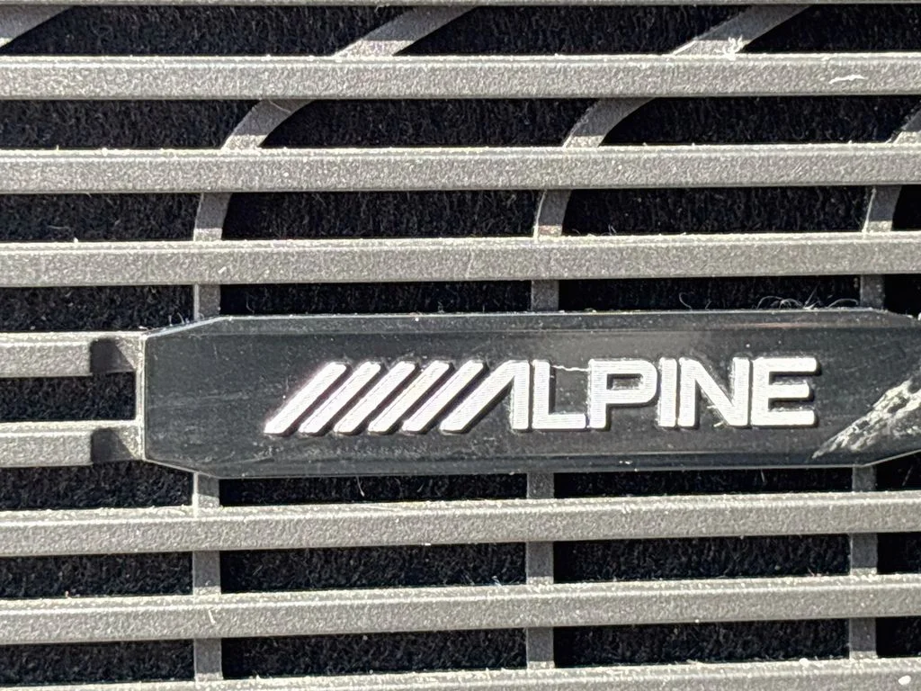 Used 2022 White Jeep Series III image 17