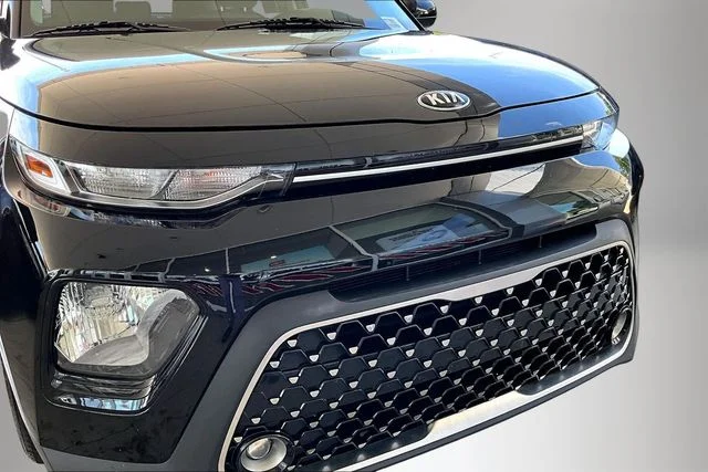 Used 2021 Black Kia EX image 28