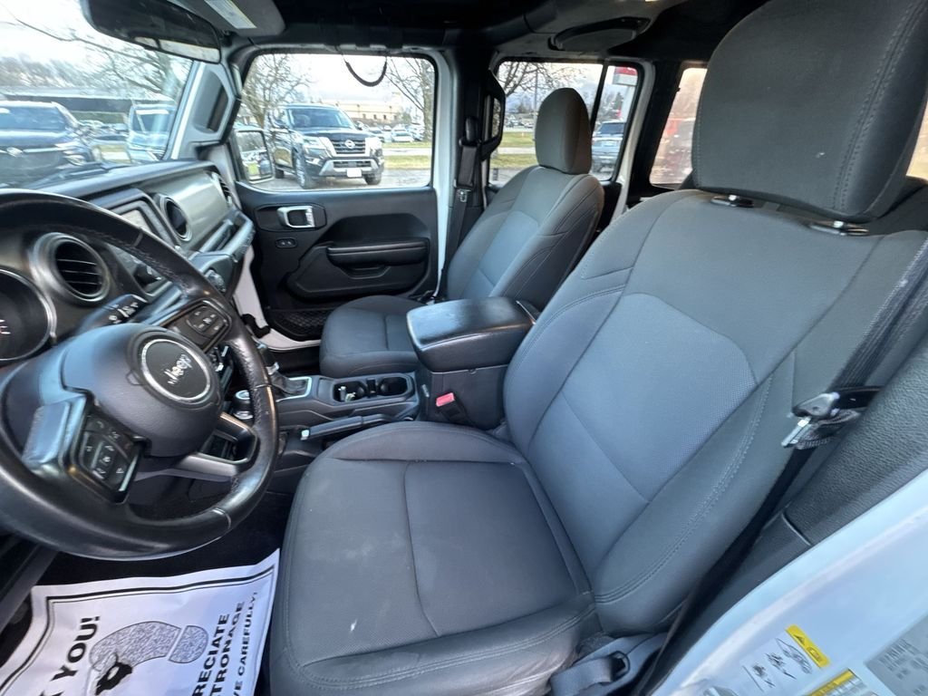 Used 2019 White Jeep Unlimited Sport S image 11