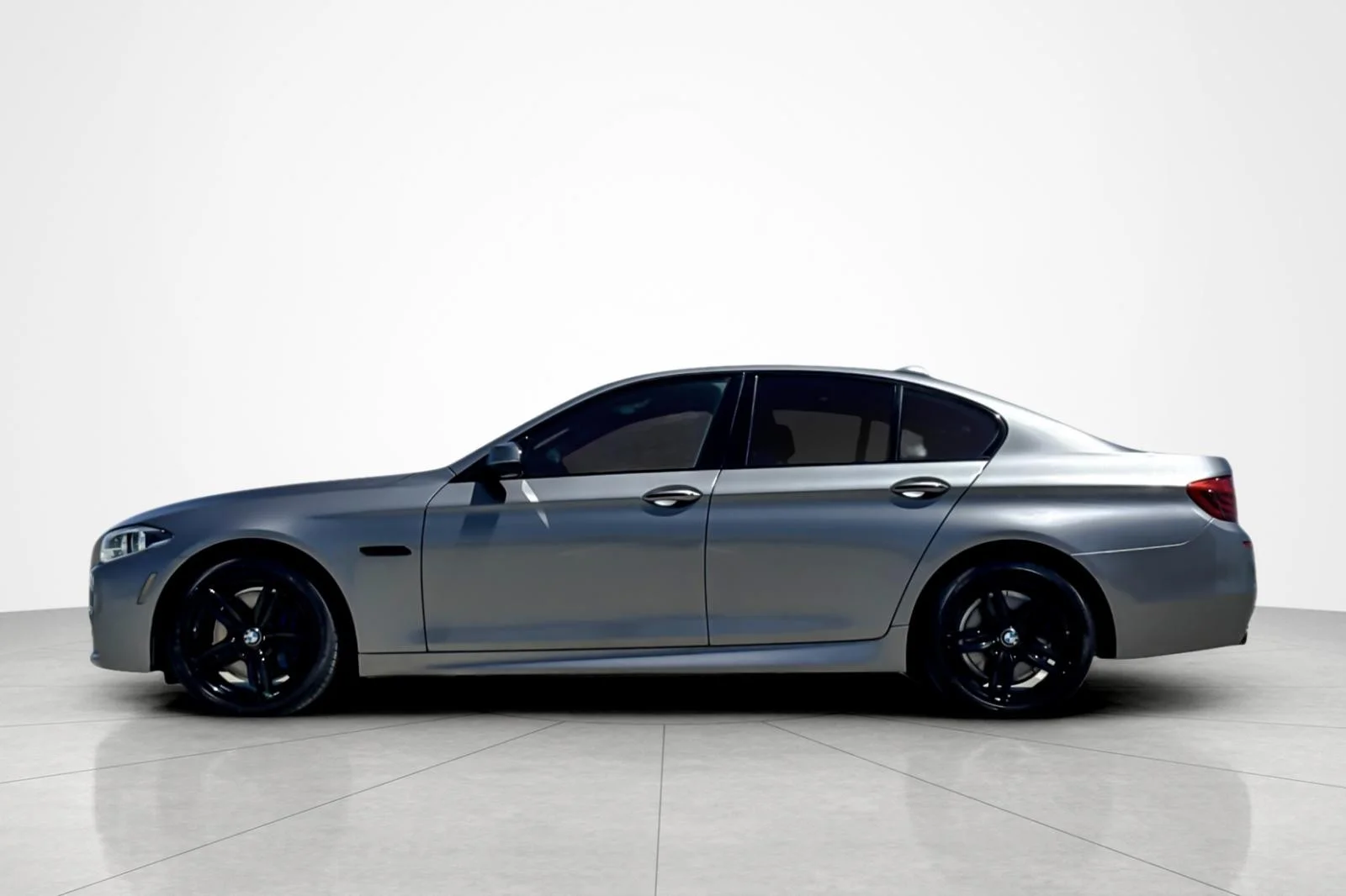 Used 2014 SILVER METALLIC BMW 535i xDrive image 2