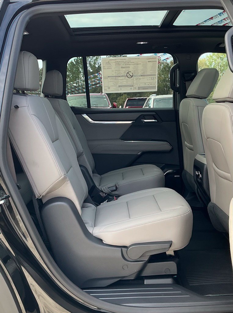 2026 GMC Acadia Elevation - Photo 27